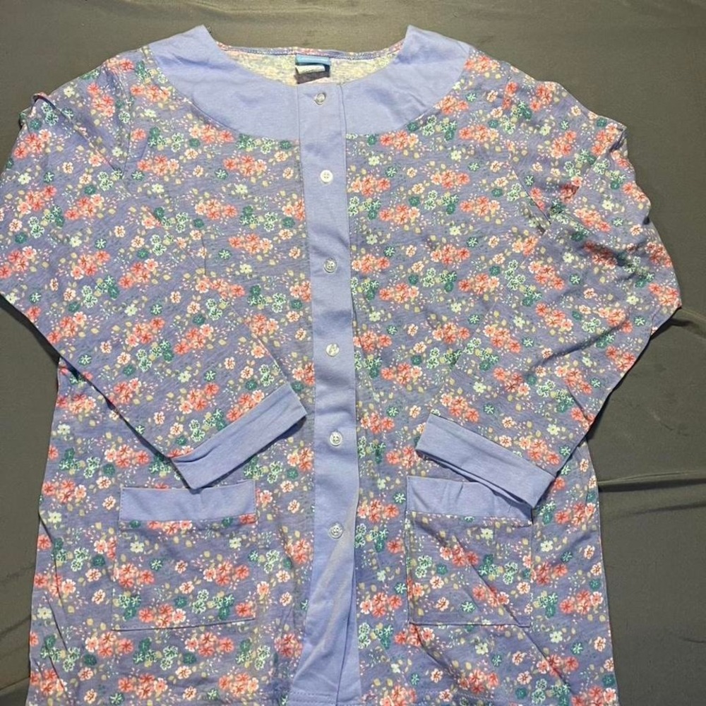Moon Beams Pajama Set Small Purple‎ Floral Button Front Top Pants 2pc H94